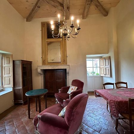 Bed and Breakfast La Buffonnerie Moutiers-Saint-Jean Esterno foto