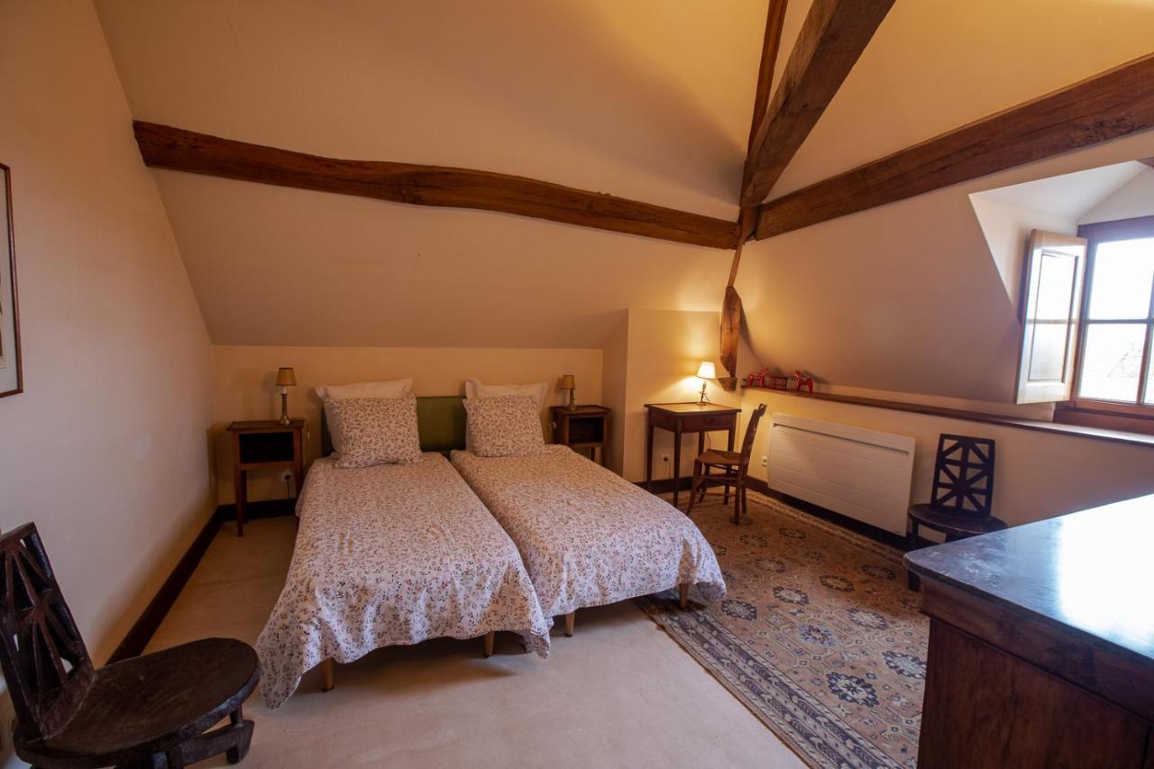 Bed and Breakfast La Buffonnerie Moutiers-Saint-Jean Esterno foto