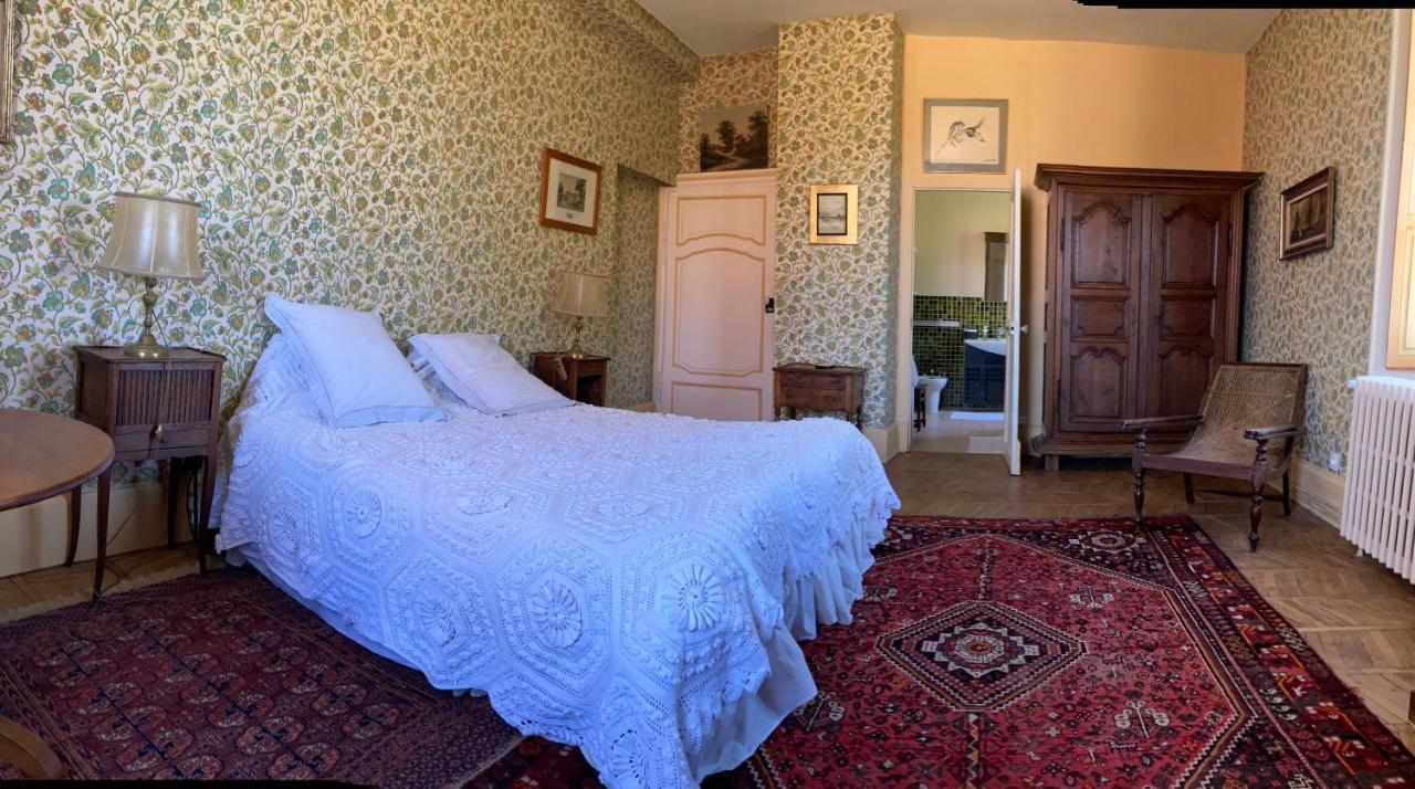 La Buffonnerie Bed and Breakfast Moutiers-Saint-Jean Esterno foto