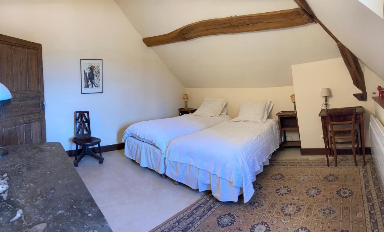 La Buffonnerie Bed and Breakfast Moutiers-Saint-Jean Esterno foto