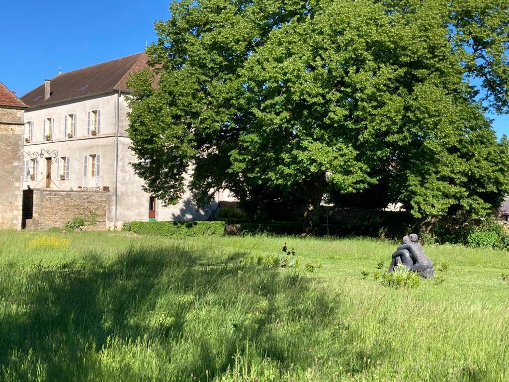 Bed and Breakfast La Buffonnerie Moutiers-Saint-Jean Esterno foto
